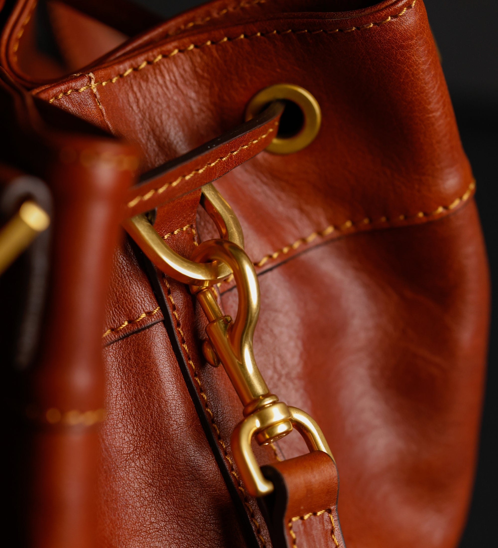 Leather Bucket Bag for Women - Light In August
