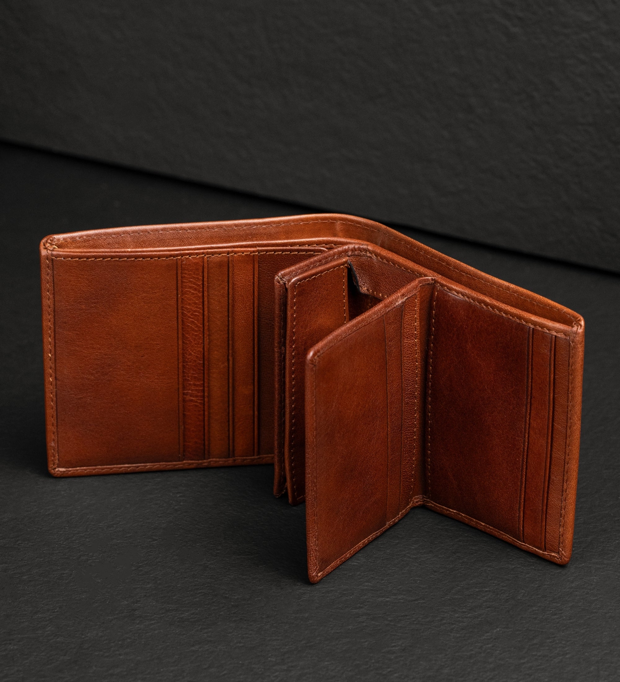 Leather Bifold Wallet - Daniel