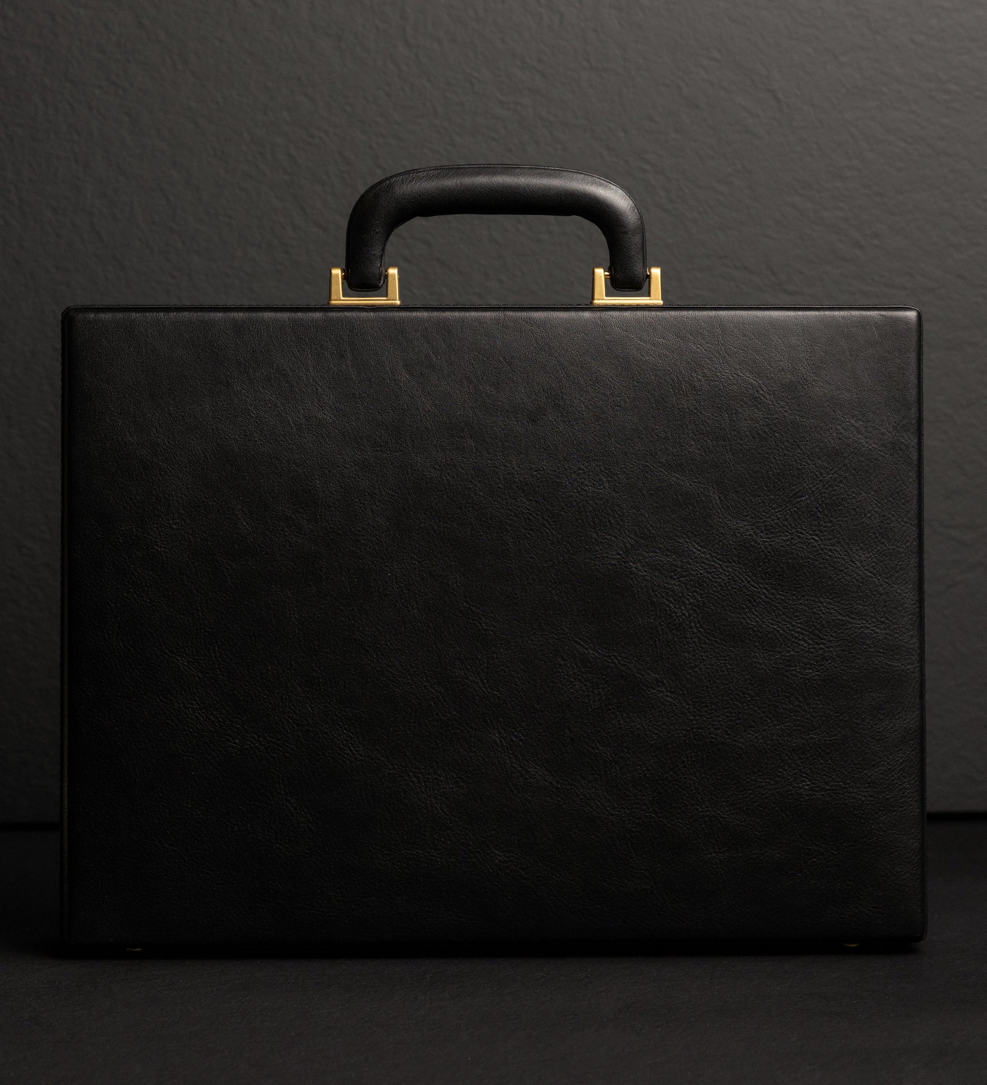 Women's Leather Attaché Case Briefcase - Vendetta
