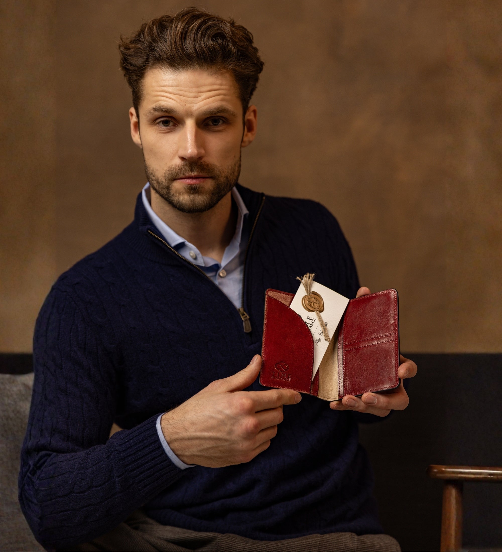 Small Leather Passport Holder - Gulliver's Travels