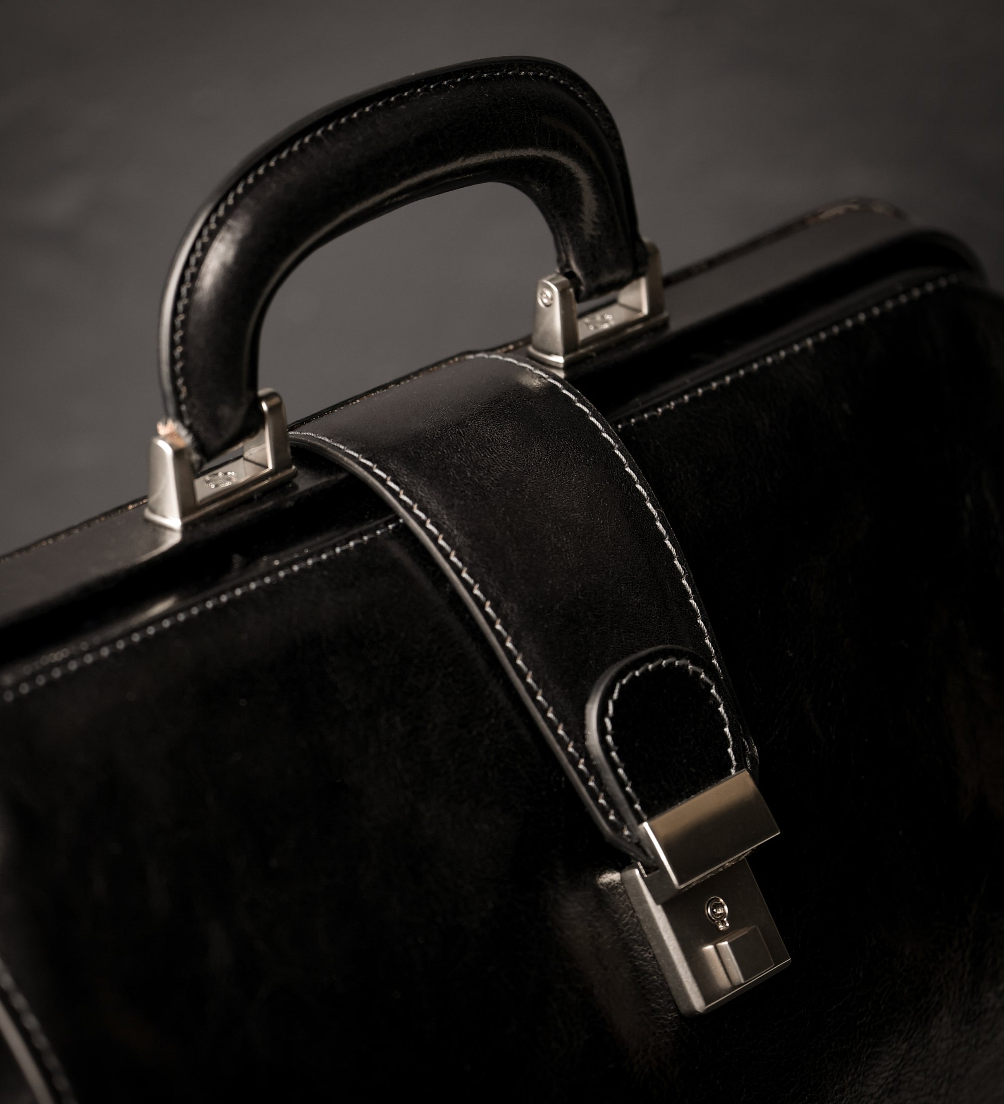 Small Leather Doctor Bag - David Copperfield