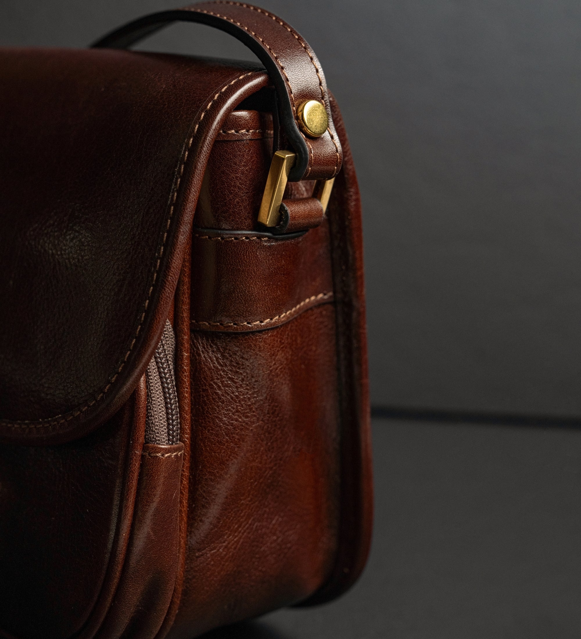 Womens Leather Saddle Bag - Women In Love