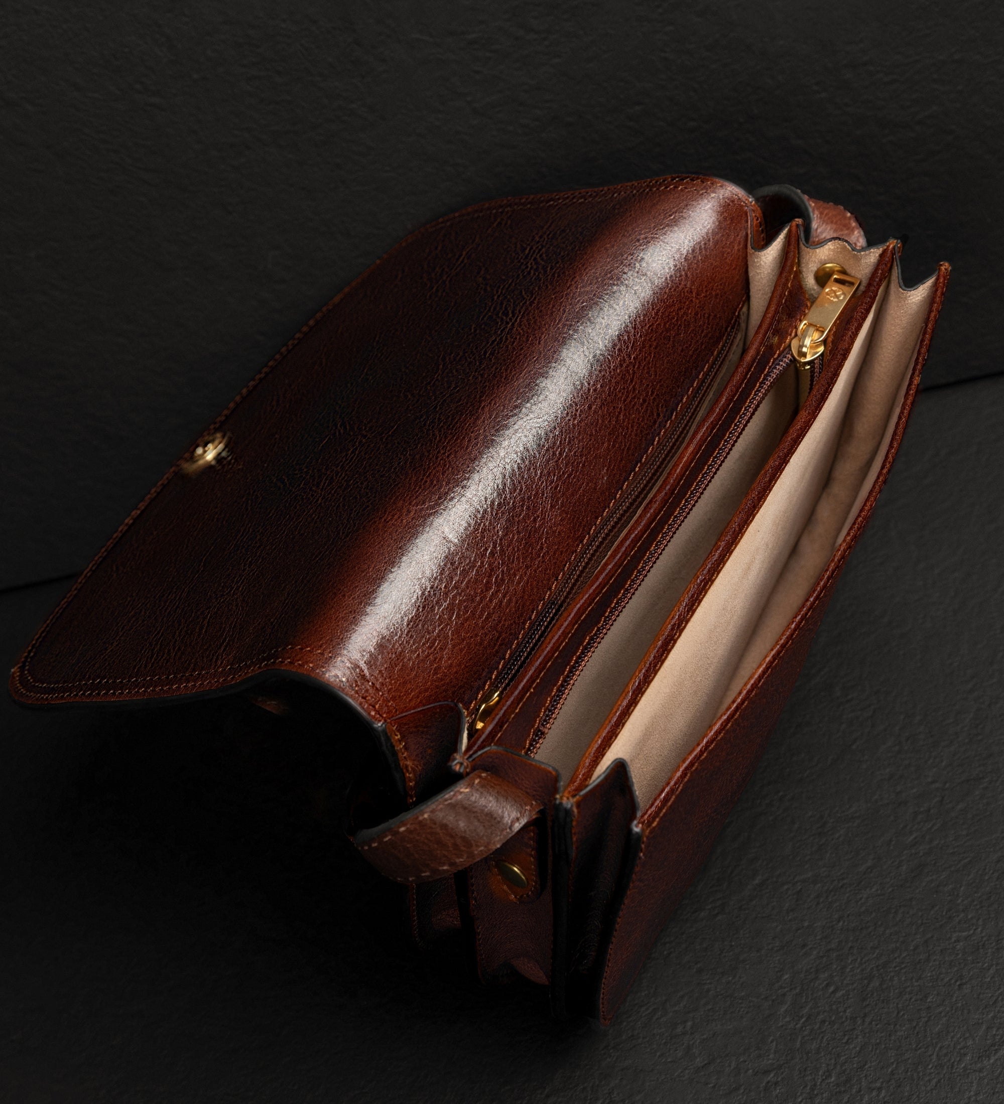 Leather Saddle Bag for Women - Moonfleet
