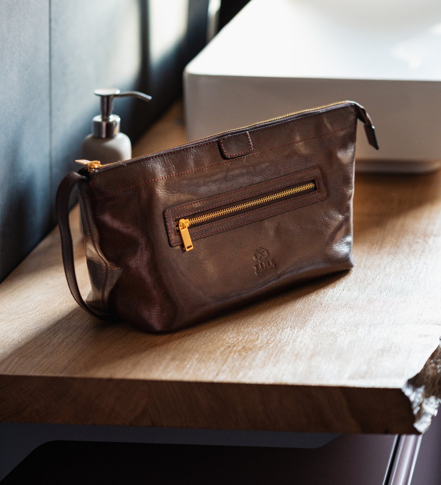 Leather Cosmetic Bag Dopp Kit - Ragtime