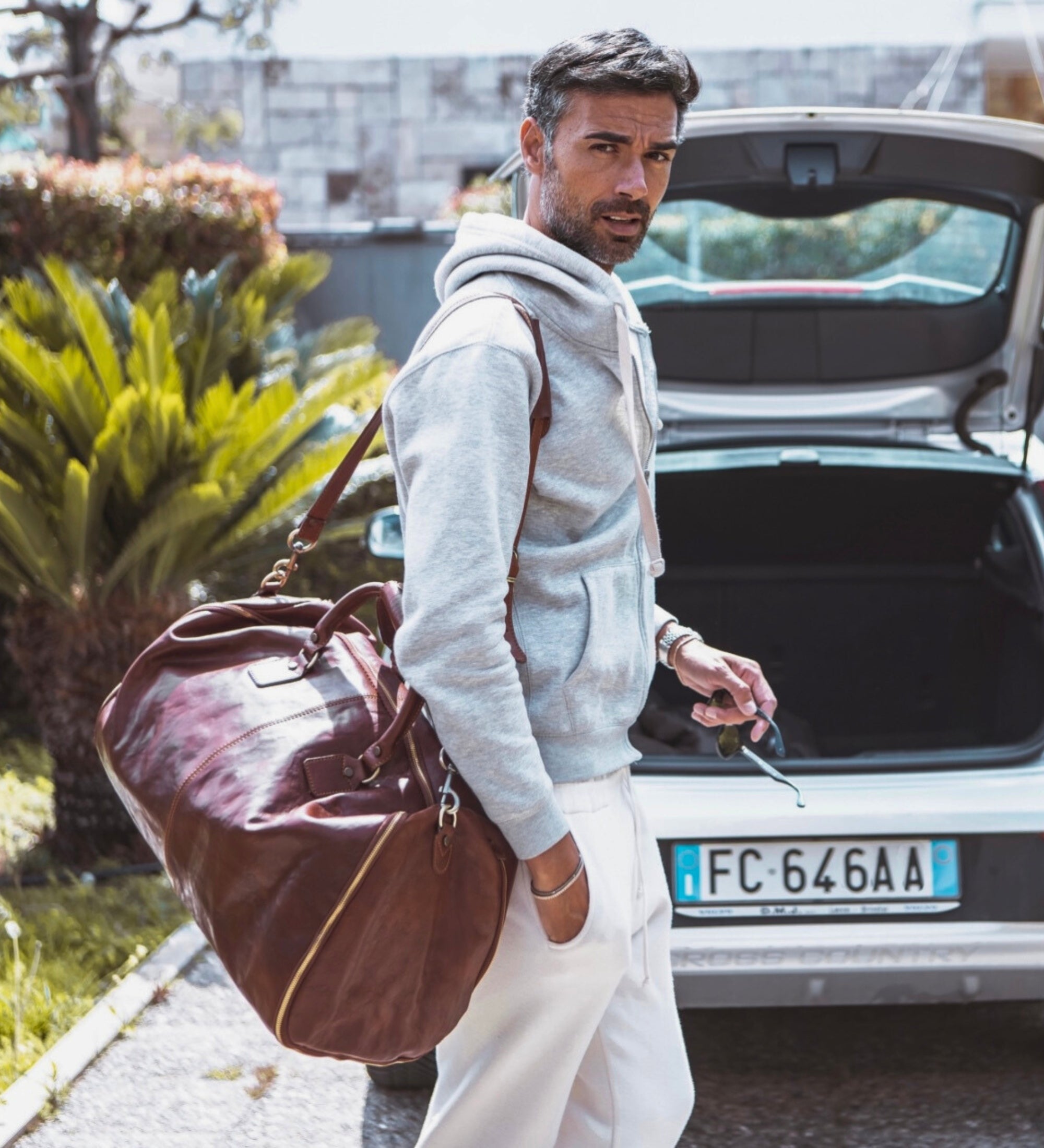 Leather Garment Bag, Duffel Bag - Paradise Lost