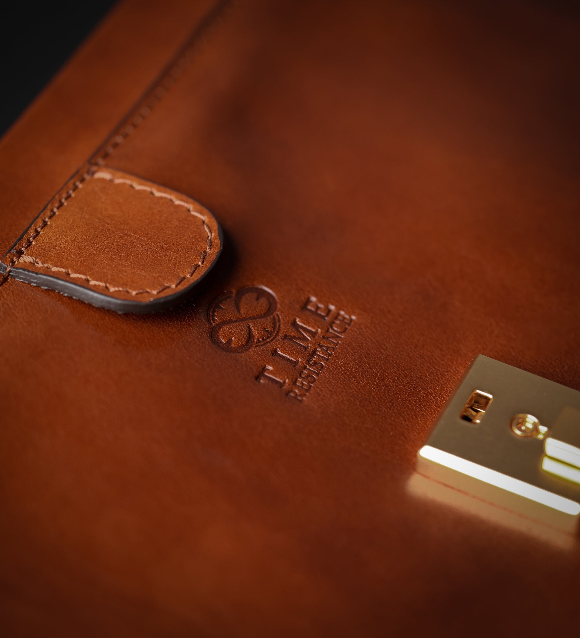 Small Leather Doctor Bag - David Copperfield