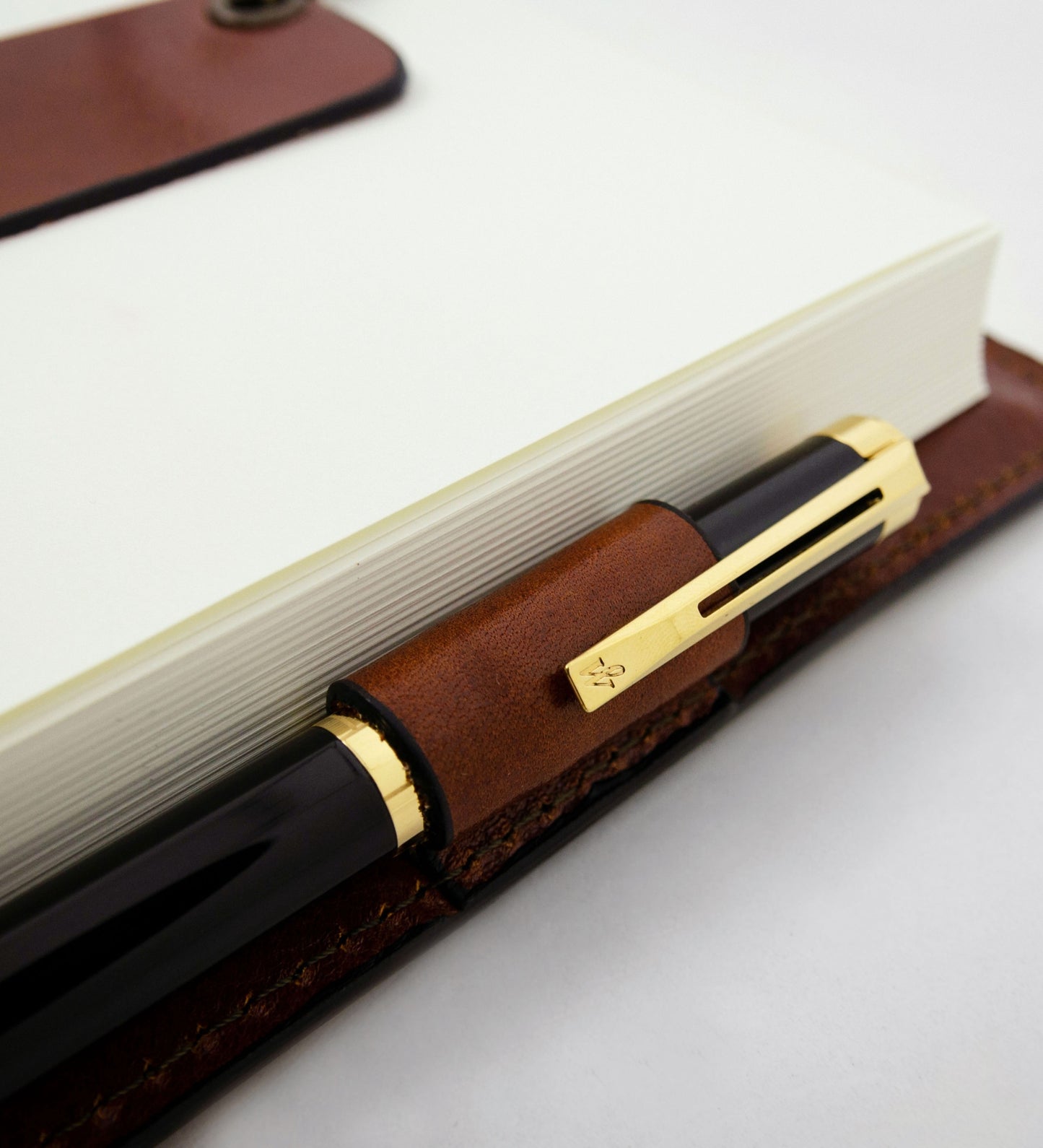 Leather Journal with Refillable A5 Notepad - The Diary of a Nobody