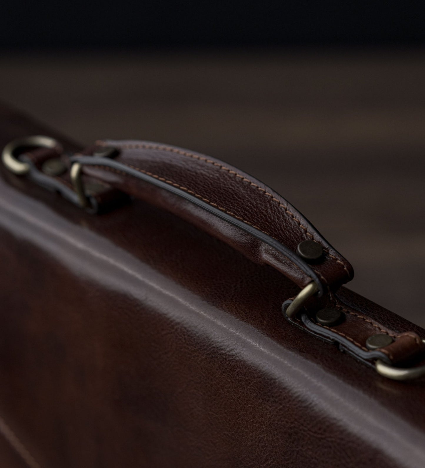 Classic Design Leather Briefcase - The Magus