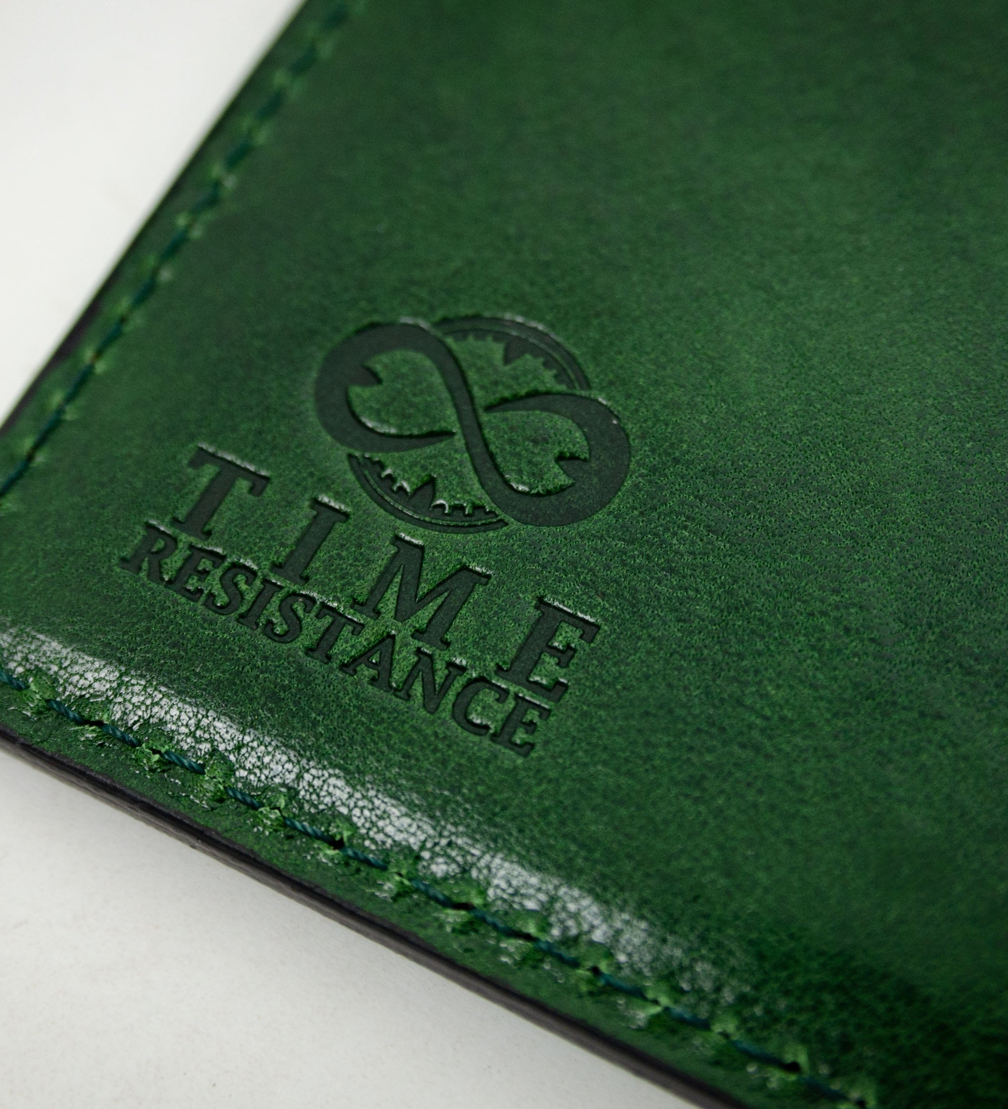 Small Leather Passport Holder - Gulliver's Travels