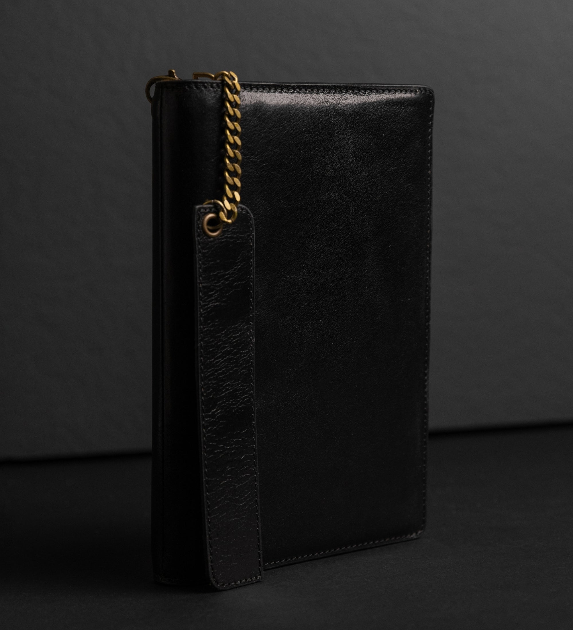 Leather Journal with Refillable A5 Notepad - The Diary of a Nobody